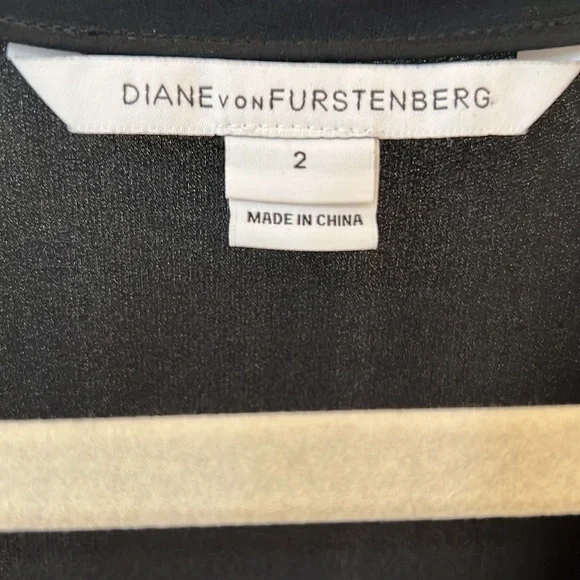 Diane Von Furstenberg Silk Edna Blouse - Picture 4 of 8
